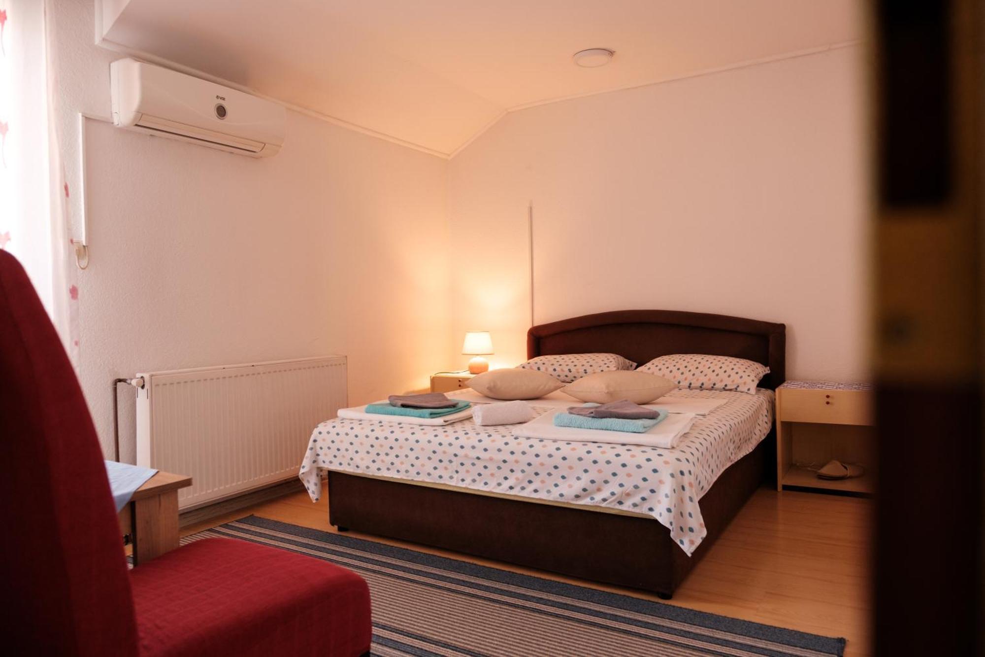 Guesthouse "Ines" Doboj Exterior photo