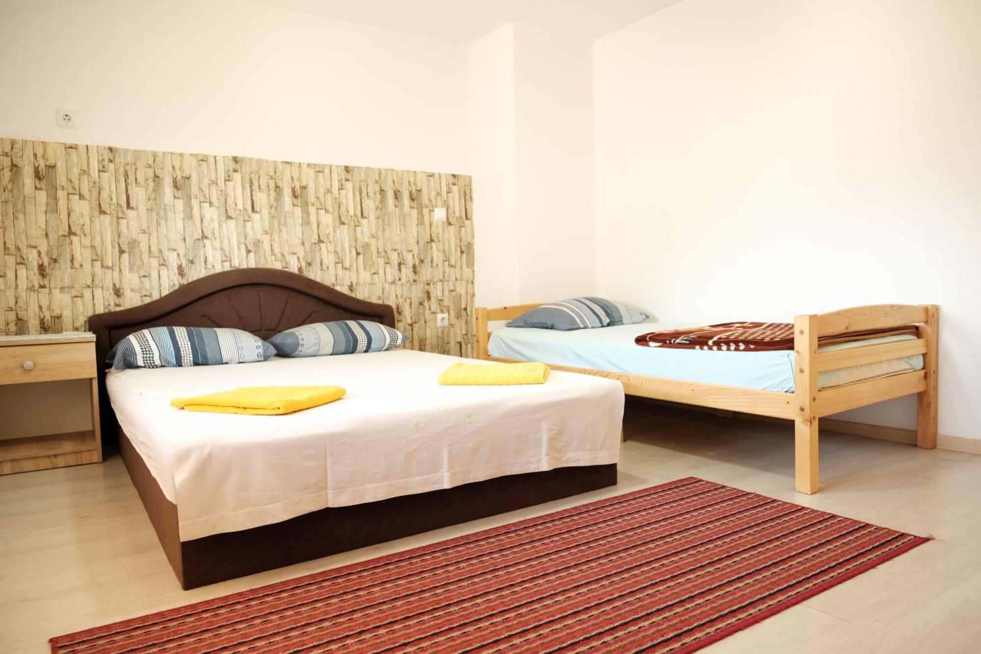 Guesthouse "Ines" Doboj Exterior photo