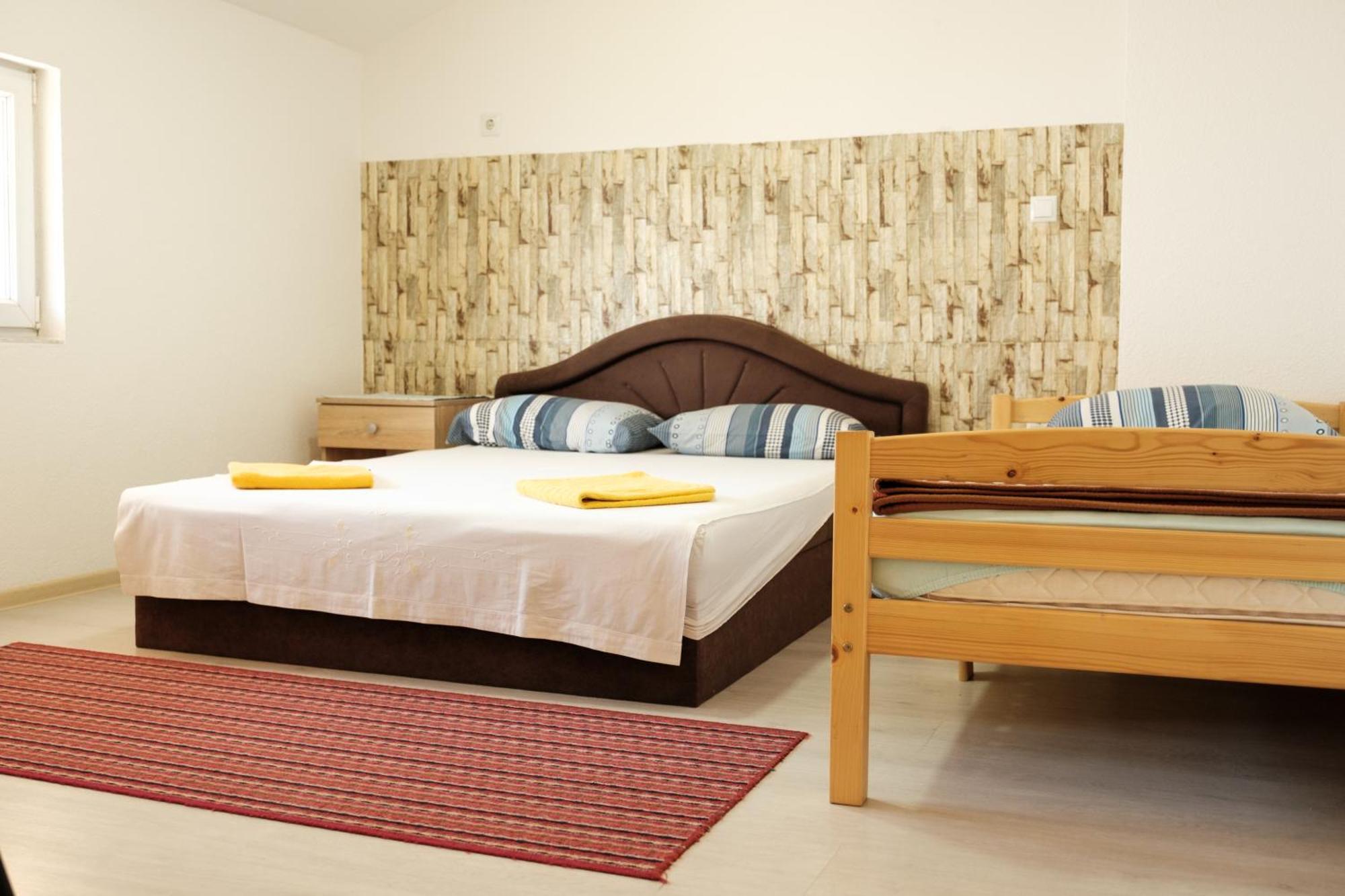 Guesthouse "Ines" Doboj Exterior photo