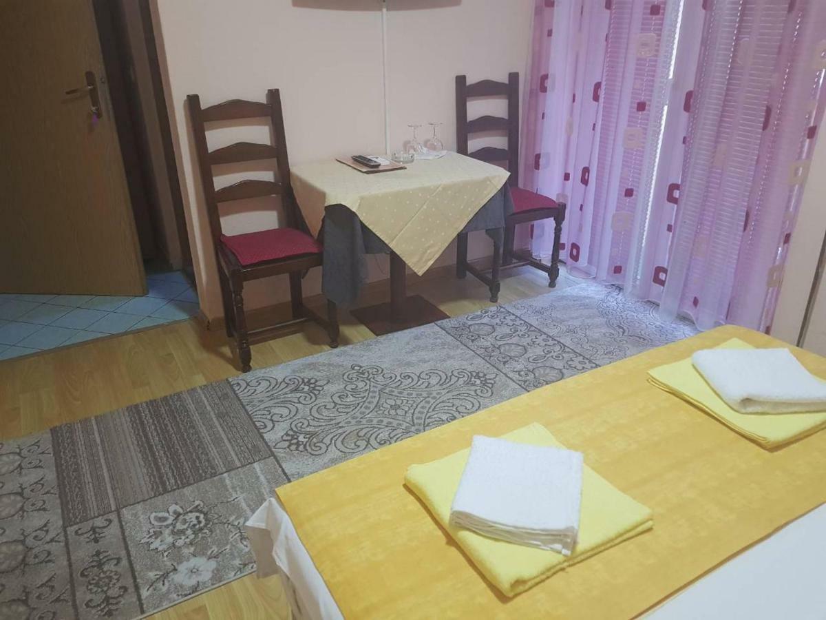 Guesthouse "Ines" Doboj Exterior photo